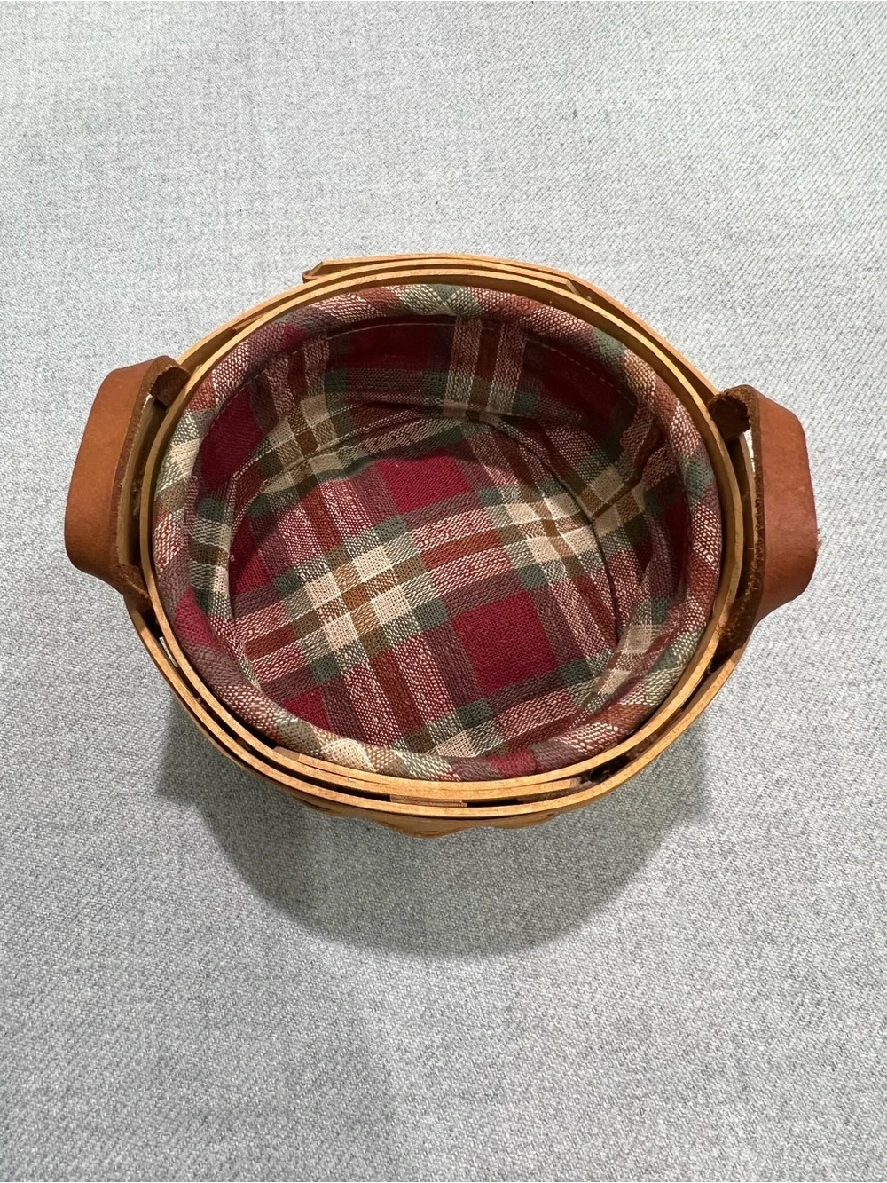 Vtg Longaberger Handwoven Basket with Red Plaid Liner 2002